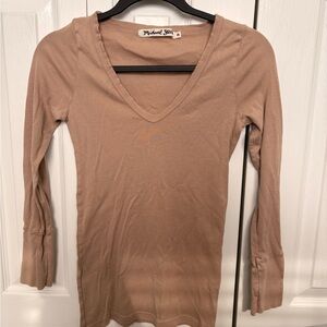Michael Stars Women's Long Sleeve V-Neck in Tan
